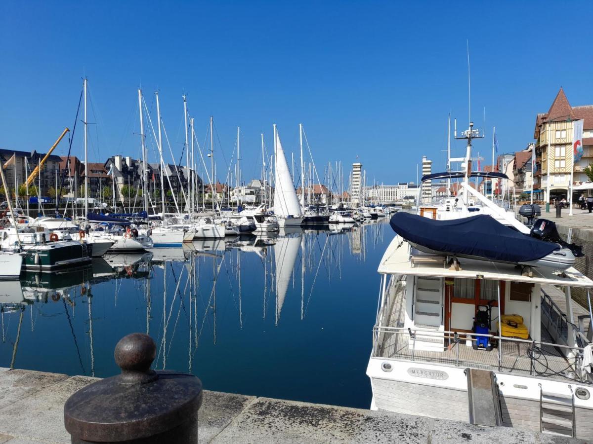 Studio Les Marinas-14 By Interhome Deauville Kültér fotó